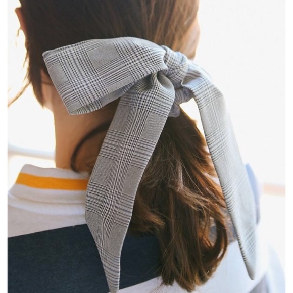 NEW FP oversized plaid bow scrunchie - Picture 3 of 4